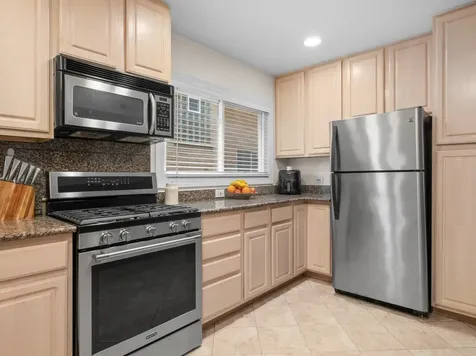 7818 West 26th Street Riverside IL 60546