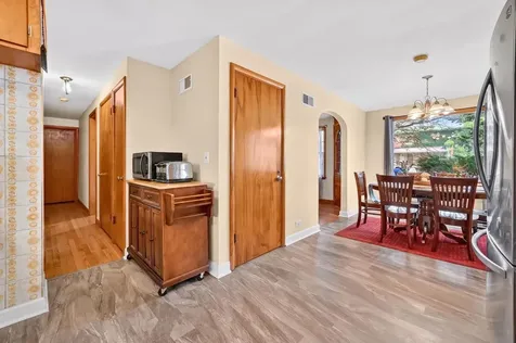 649 North Spring Street Elgin IL 60120