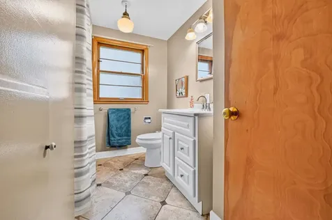 649 North Spring Street Elgin IL 60120