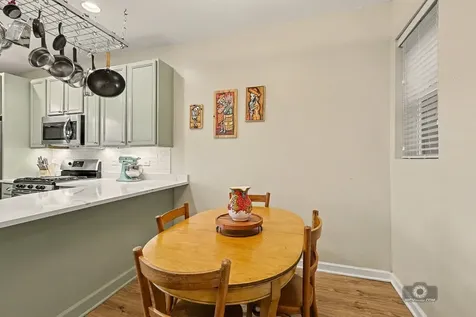 4704 North Sawyer Avenue Chicago IL 60625