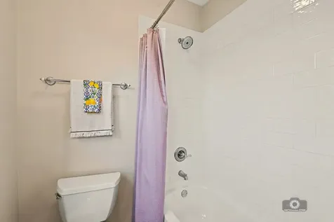 4704 North Sawyer Avenue Chicago IL 60625