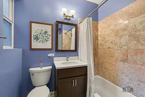 4704 North Sawyer Avenue Chicago IL 60625