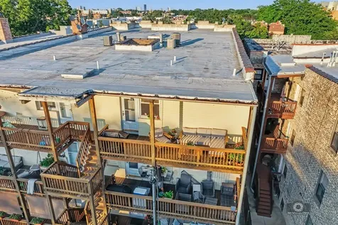 4704 North Sawyer Avenue Chicago IL 60625