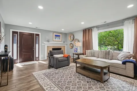 305 Colton Avenue Bloomington IL 61701