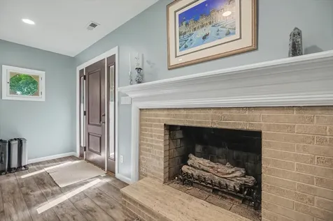 305 Colton Avenue Bloomington IL 61701