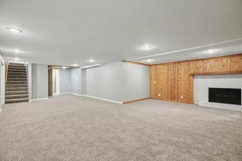 305 Colton Avenue Bloomington IL 61701