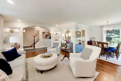 1520 West Lonnquist Boulevard Mount Prospect IL 60056
