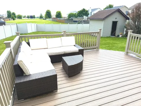 732 Oakwood Street Minooka IL 60447
