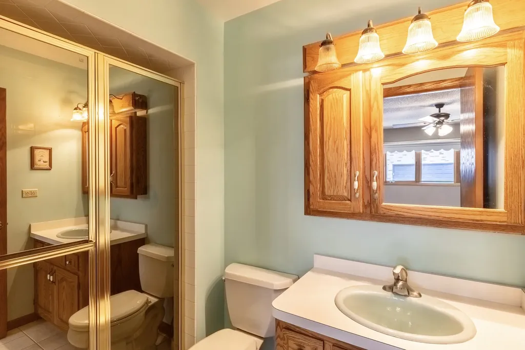 18201 Lynn Drive Orland Park IL 60467