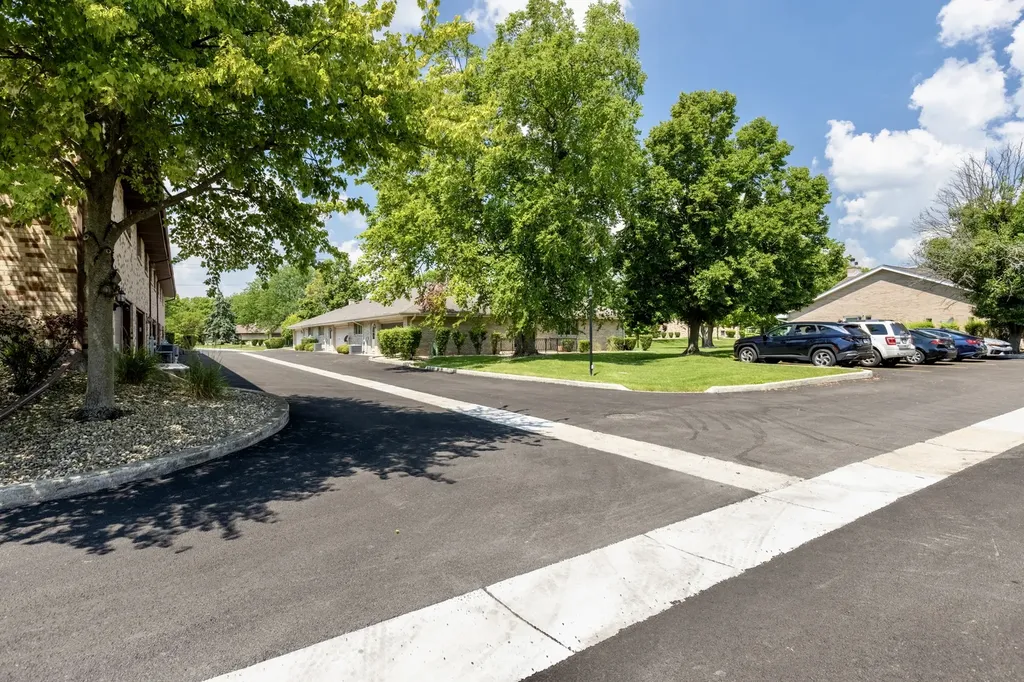 18201 Lynn Drive Orland Park IL 60467