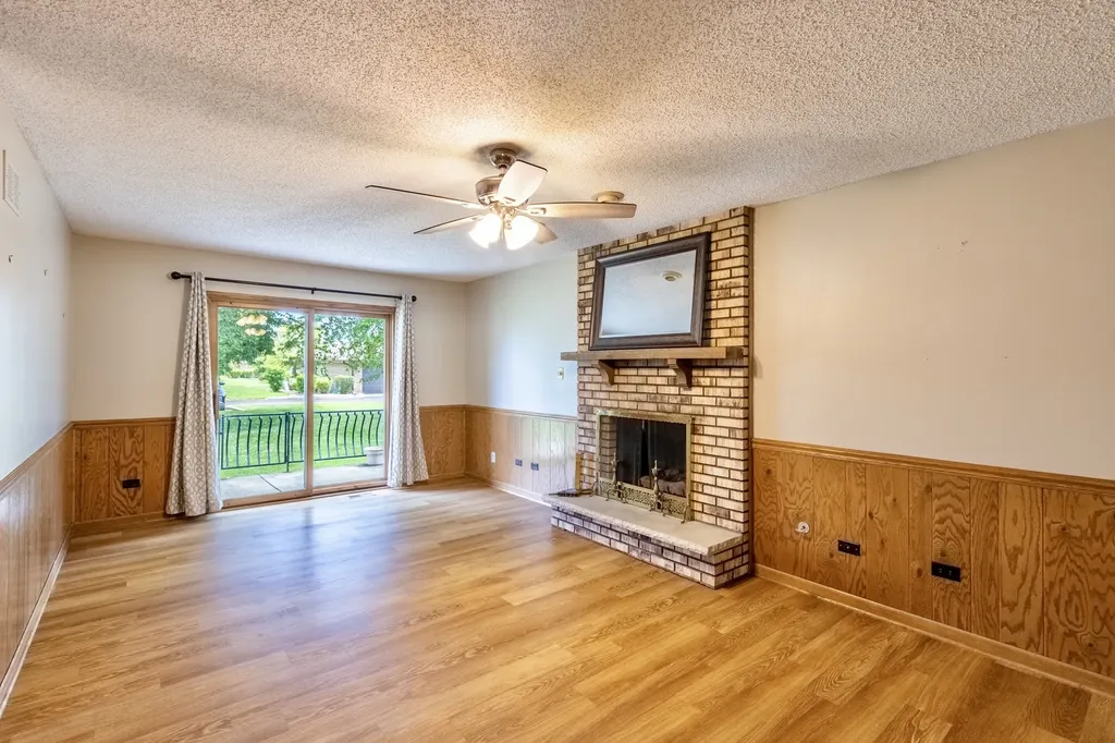 18201 Lynn Drive Orland Park IL 60467