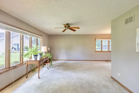 18201 Lynn Drive Orland Park IL 60467