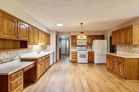 18201 Lynn Drive Orland Park IL 60467