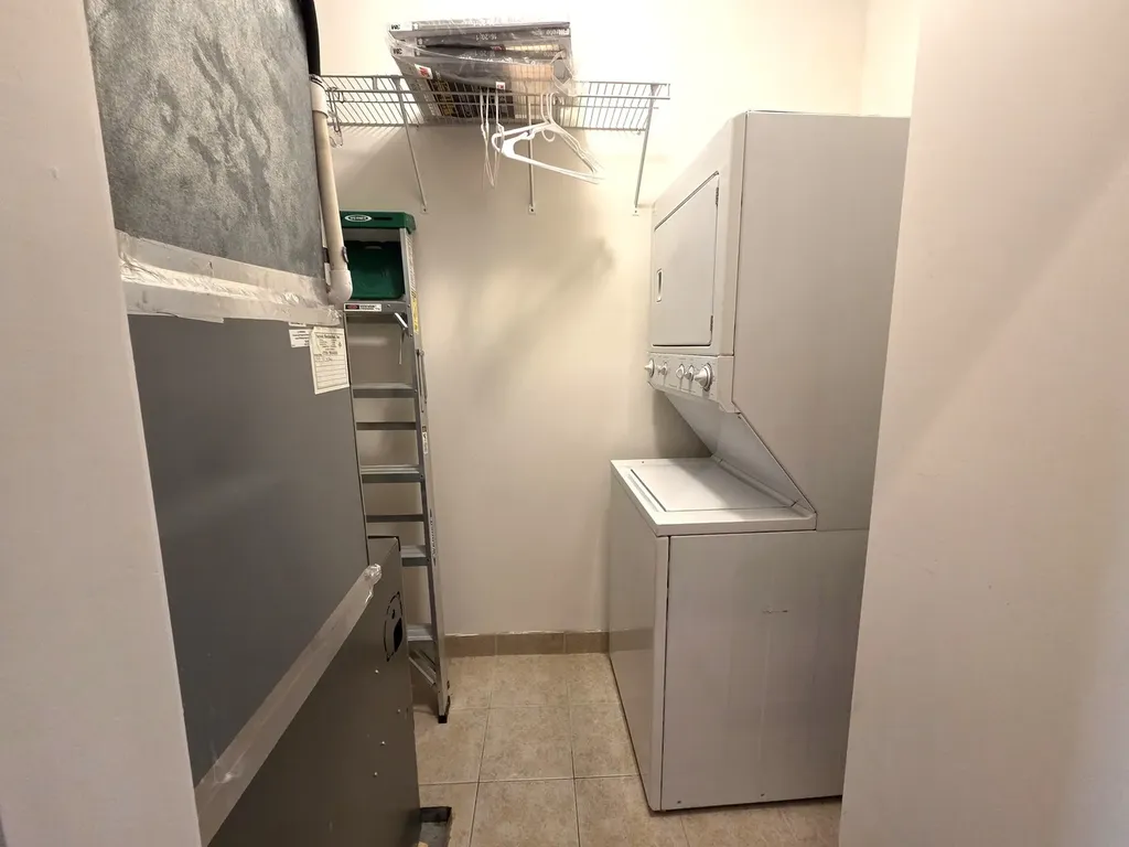 6501 North Bosworth Avenue Chicago IL 60626