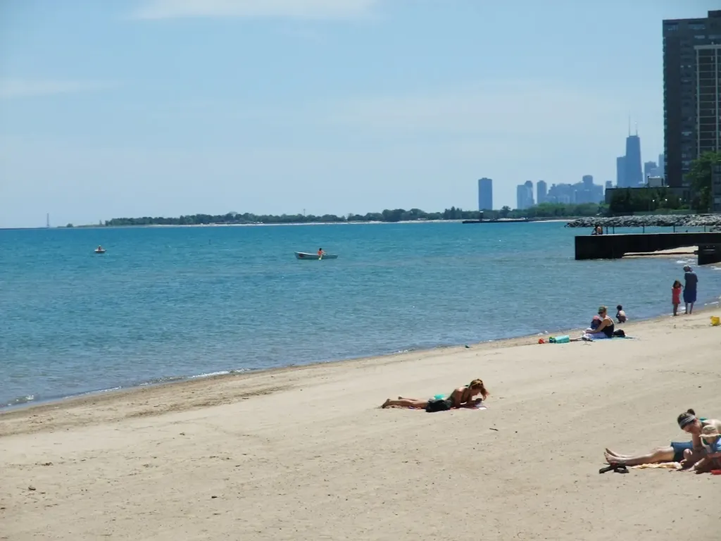 6501 North Bosworth Avenue Chicago IL 60626