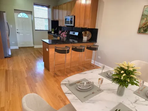 6501 North Bosworth Avenue Chicago IL 60626