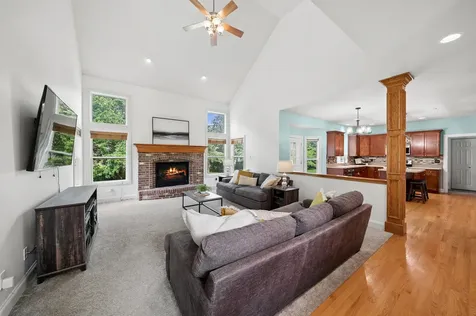 115 Pineridge Drive S Oswego IL 60543