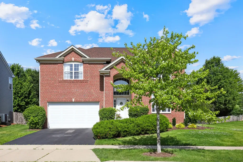 2900 Kelly Drive Elgin IL 60124