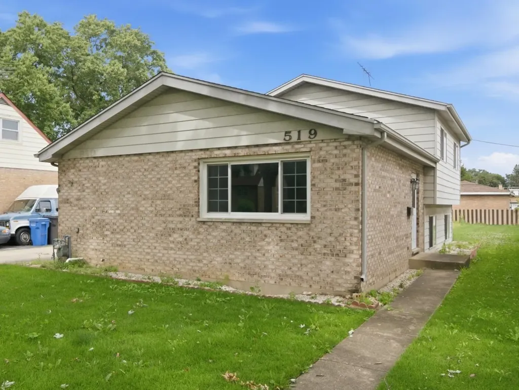 519 Maple Lane Hillside IL 60162