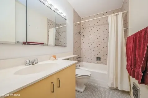535 North Michigan Avenue Chicago IL 60611