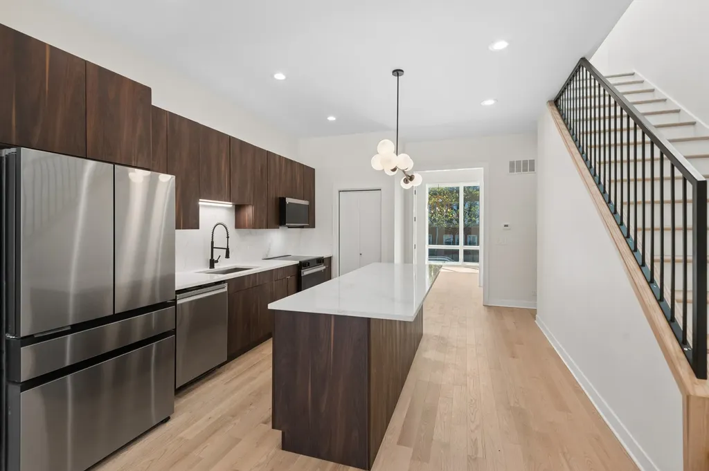 4721 South Ingleside Avenue Chicago IL 60615