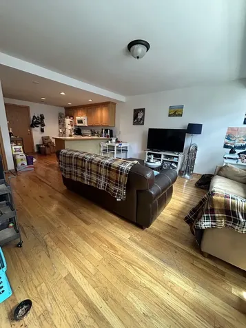 867 West Buckingham Place Chicago IL 60657