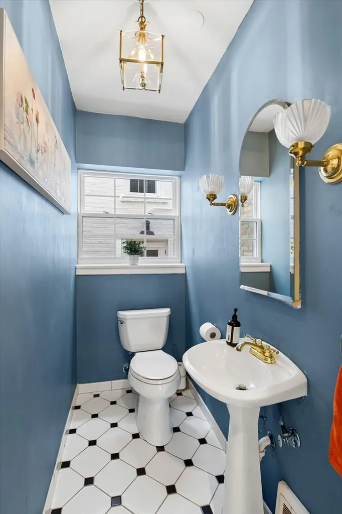 5940 North Knox Avenue Chicago IL 60646