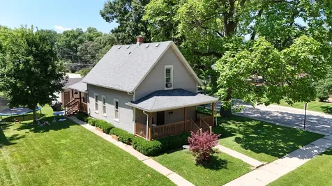 344 North Worth Avenue Elgin IL 60123