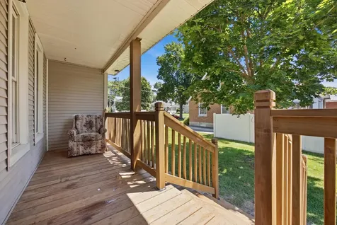 344 North Worth Avenue Elgin IL 60123
