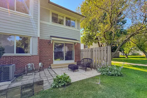 416 Swallow Lane Deerfield IL 60015