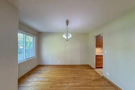 416 Swallow Lane Deerfield IL 60015