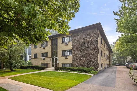 109 South Elmwood Avenue Oak Park IL 60302