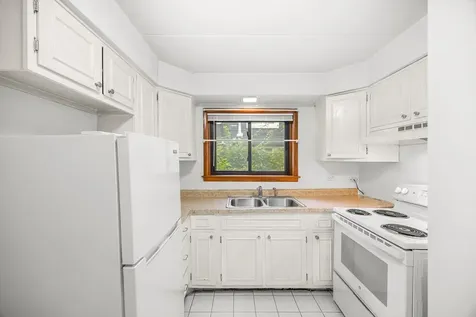 109 South Elmwood Avenue Oak Park IL 60302