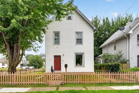 2310 11TH Avenue B Avenue Moline IL 61265