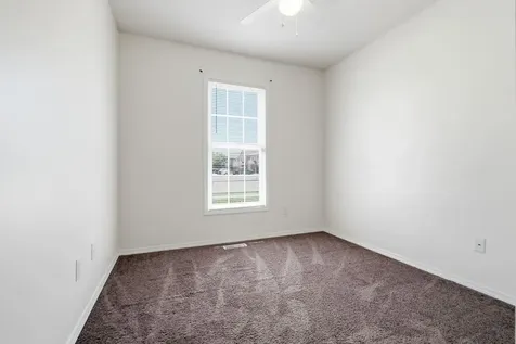 1102 Rader Run Bloomington IL 61704