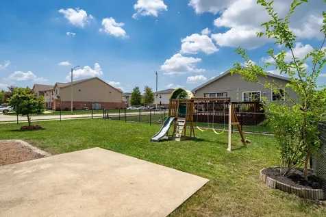 1102 Rader Run Bloomington IL 61704