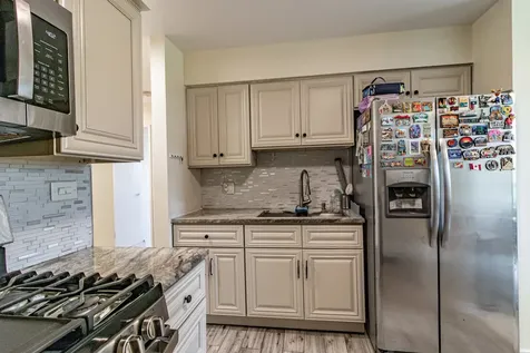 1475 Rebecca Drive Hoffman Estates IL 60194