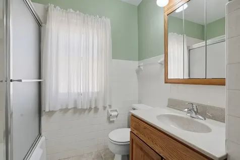 3002 15TH Street Moline IL 61265