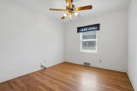 3002 15TH Street Moline IL 61265