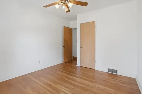3002 15TH Street Moline IL 61265