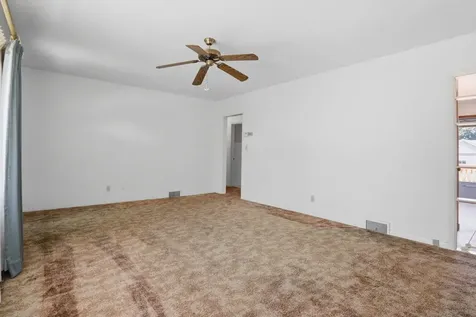 3002 15TH Street Moline IL 61265