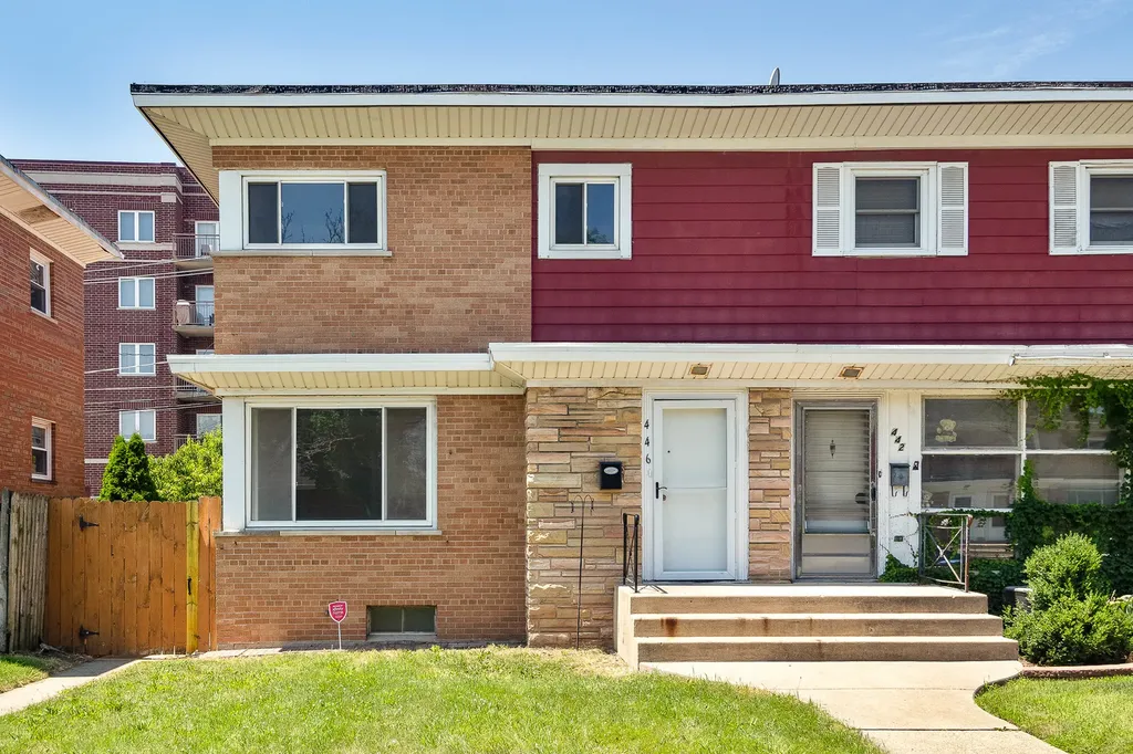 446 Oak Street Des Plaines IL 60016