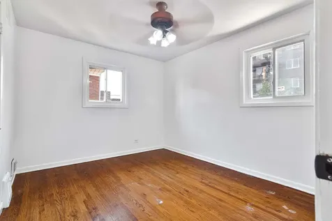 446 Oak Street Des Plaines IL 60016