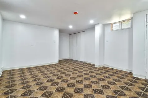 446 Oak Street Des Plaines IL 60016