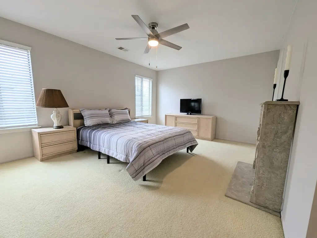 9318 Montgomery Drive Orland Park IL 60462