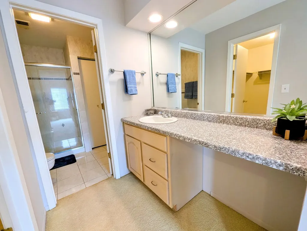 9318 Montgomery Drive Orland Park IL 60462