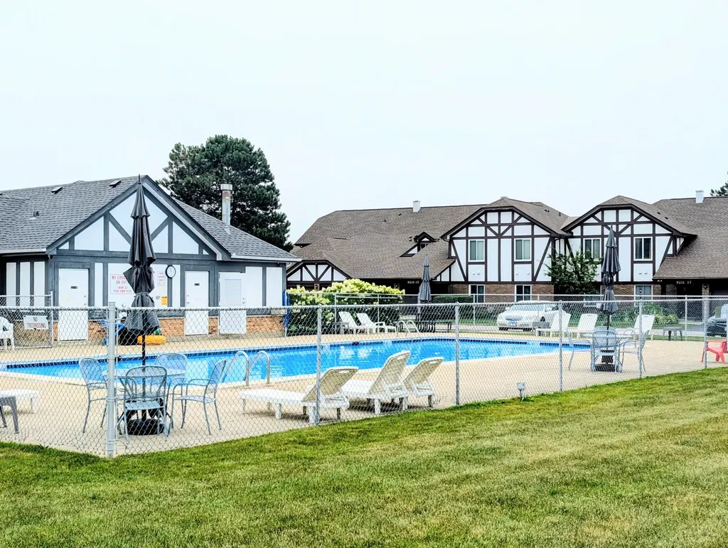 9318 Montgomery Drive Orland Park IL 60462