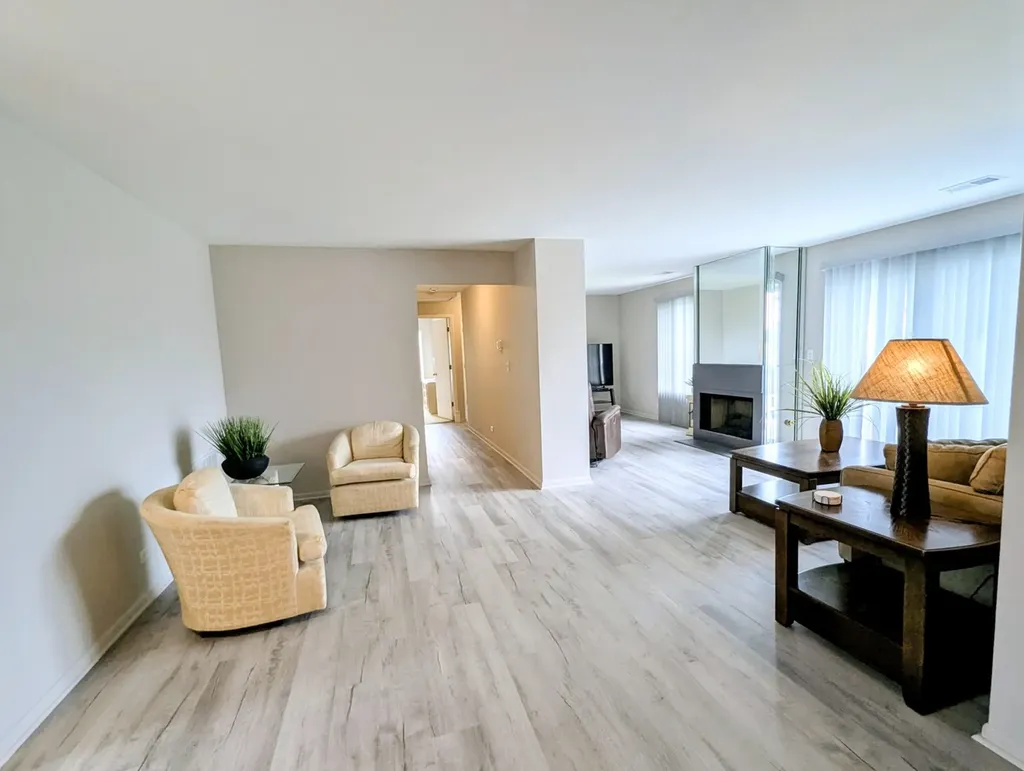 9318 Montgomery Drive Orland Park IL 60462