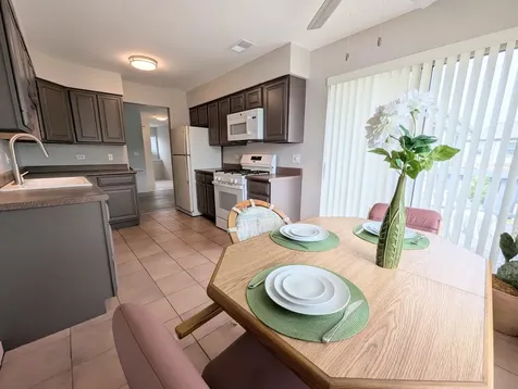 9318 Montgomery Drive Orland Park IL 60462