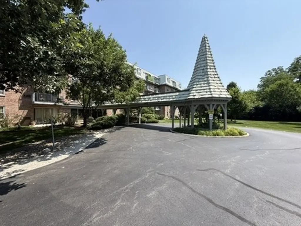 5125 Blodgett Avenue Downers Grove IL 60515